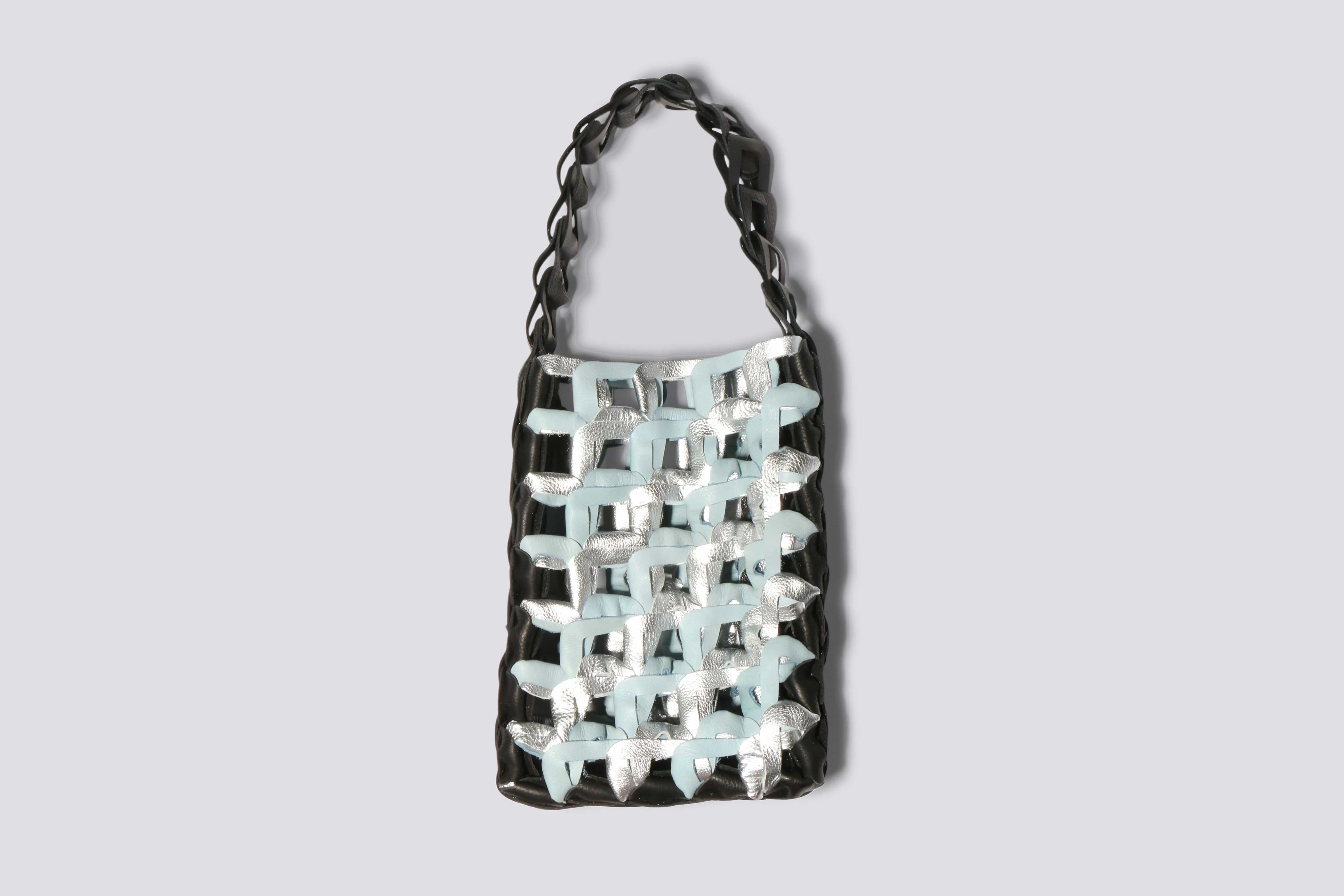 Current Medium Links Tote
