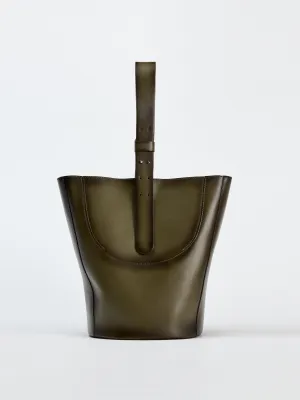 Leather maxi bucket bag